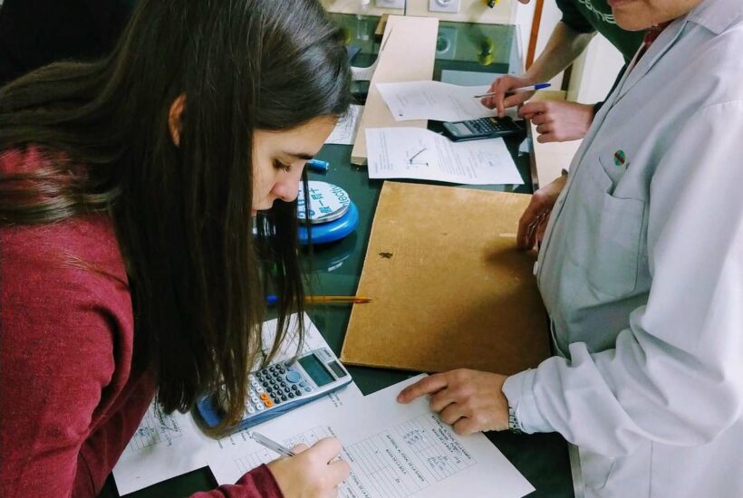 IMG 20190218 175759665 &bull; 3º y 4º de ESO lleva a cabo unas enriquecedoras prácticas de laboratorio