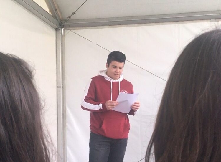 Image 25 &bull; Secundaria participa en el Festival Internacional "Poetas de mayo"
