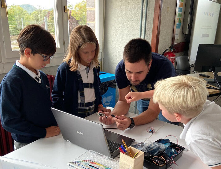 bmaker &bull; Nuevas tecnologías para un aprendizaje más efectivo en el aula