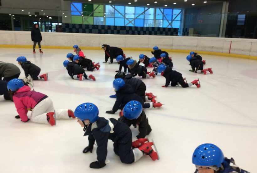 file2 22 &bull; ¡Visitamos la pista de hielo!